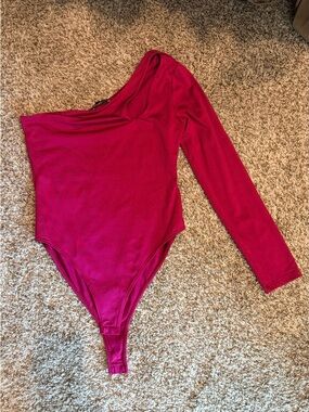Zara Asymmetric One-Shoulder Bodysuit - Magenta